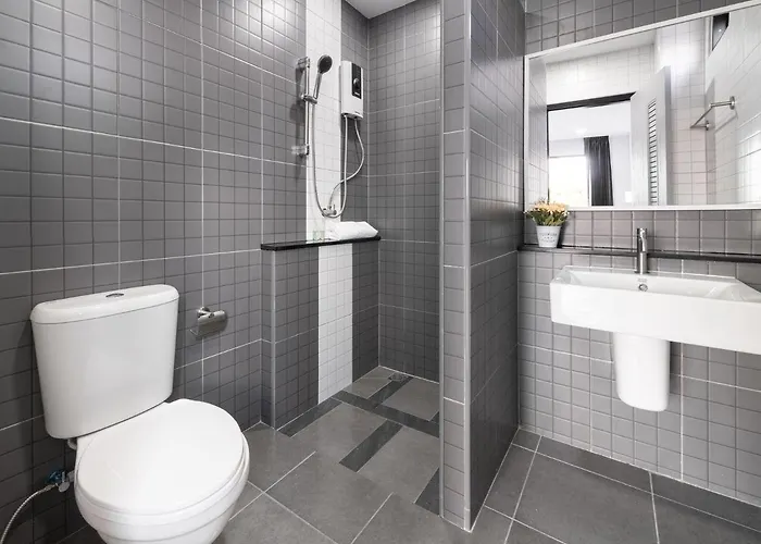 Aqua Residences อควา เรสซิเดนซ์ ห้องพักใหม่ให้เช่า ติดรถไฟฟ้าสถานีวุฒากาศ 公寓