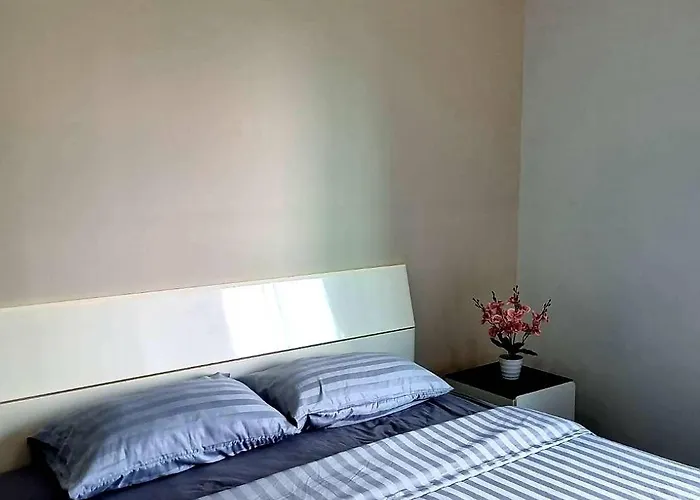 公寓 Aqua Residences อควา เรสซิเดนซ์ ห้องพักใหม่ให้เช่า ติดรถไฟฟ้าสถานีวุฒากาศ *